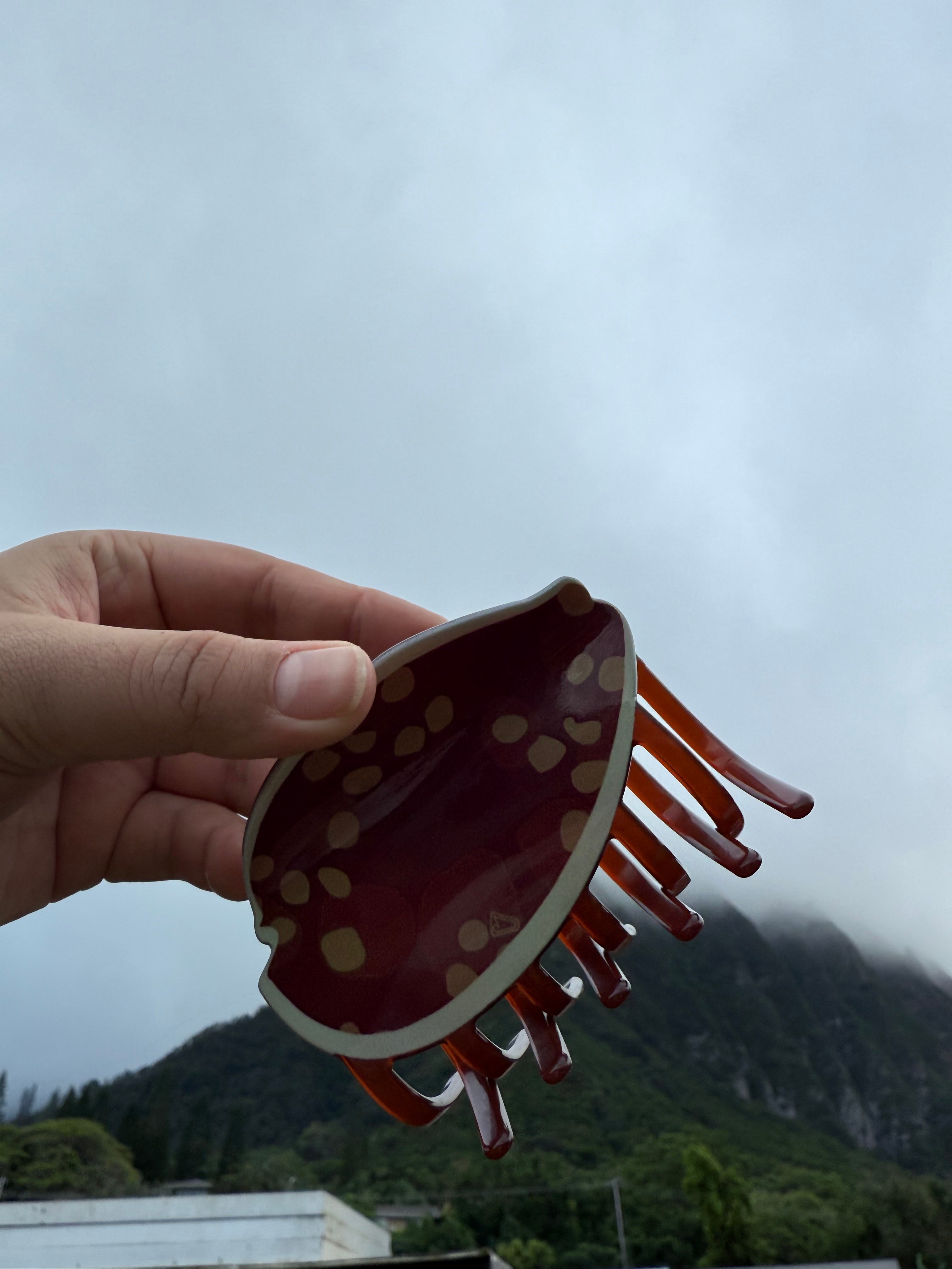 Tai Swim Collab | Cowrie Claw Clip