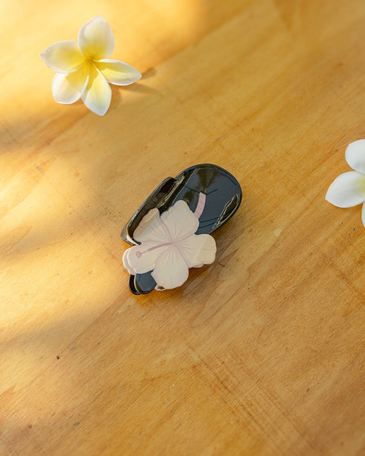 Paniolo Hibiscus Claw Clip