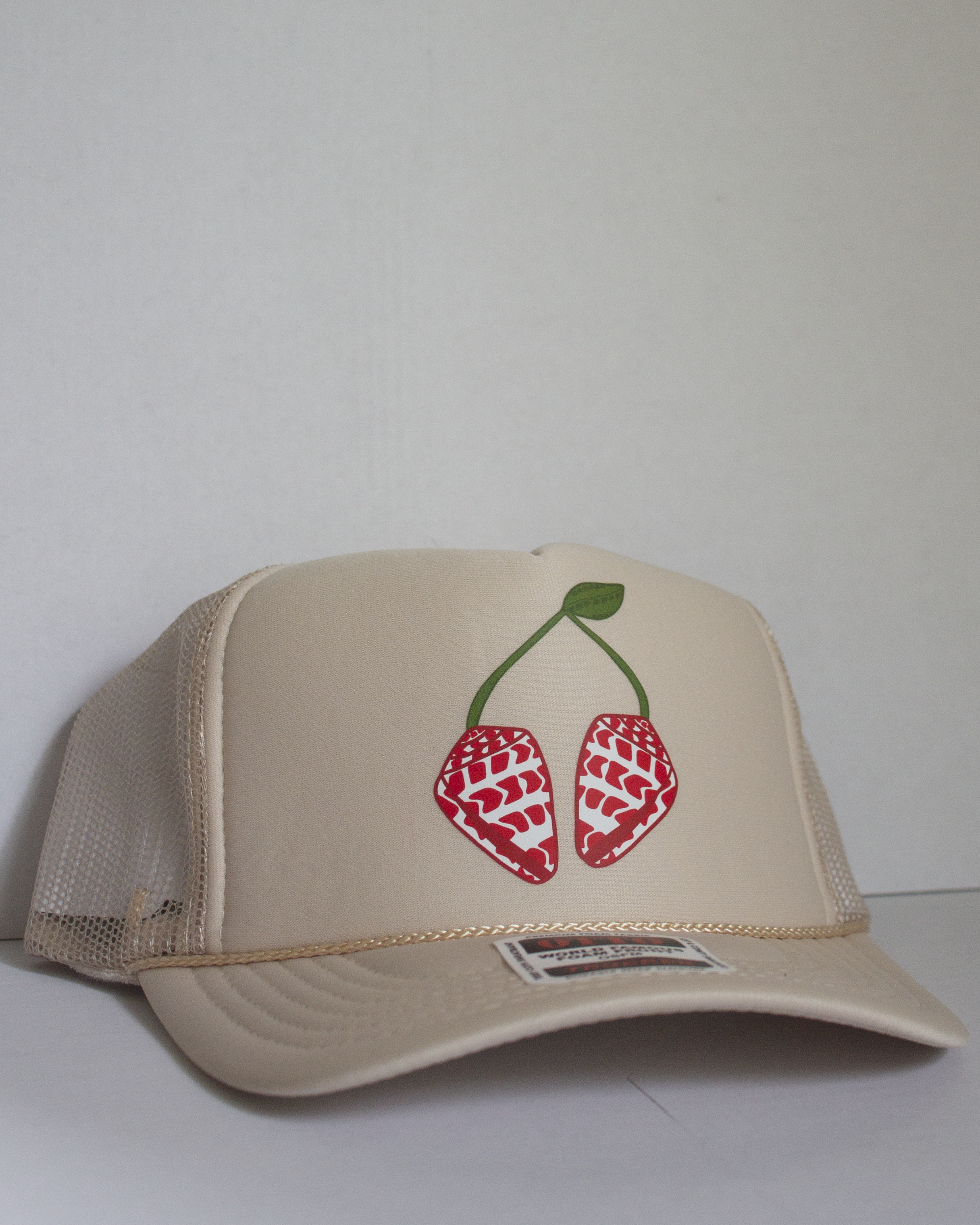 Hebrew Cherreh Trucker Hat Beige