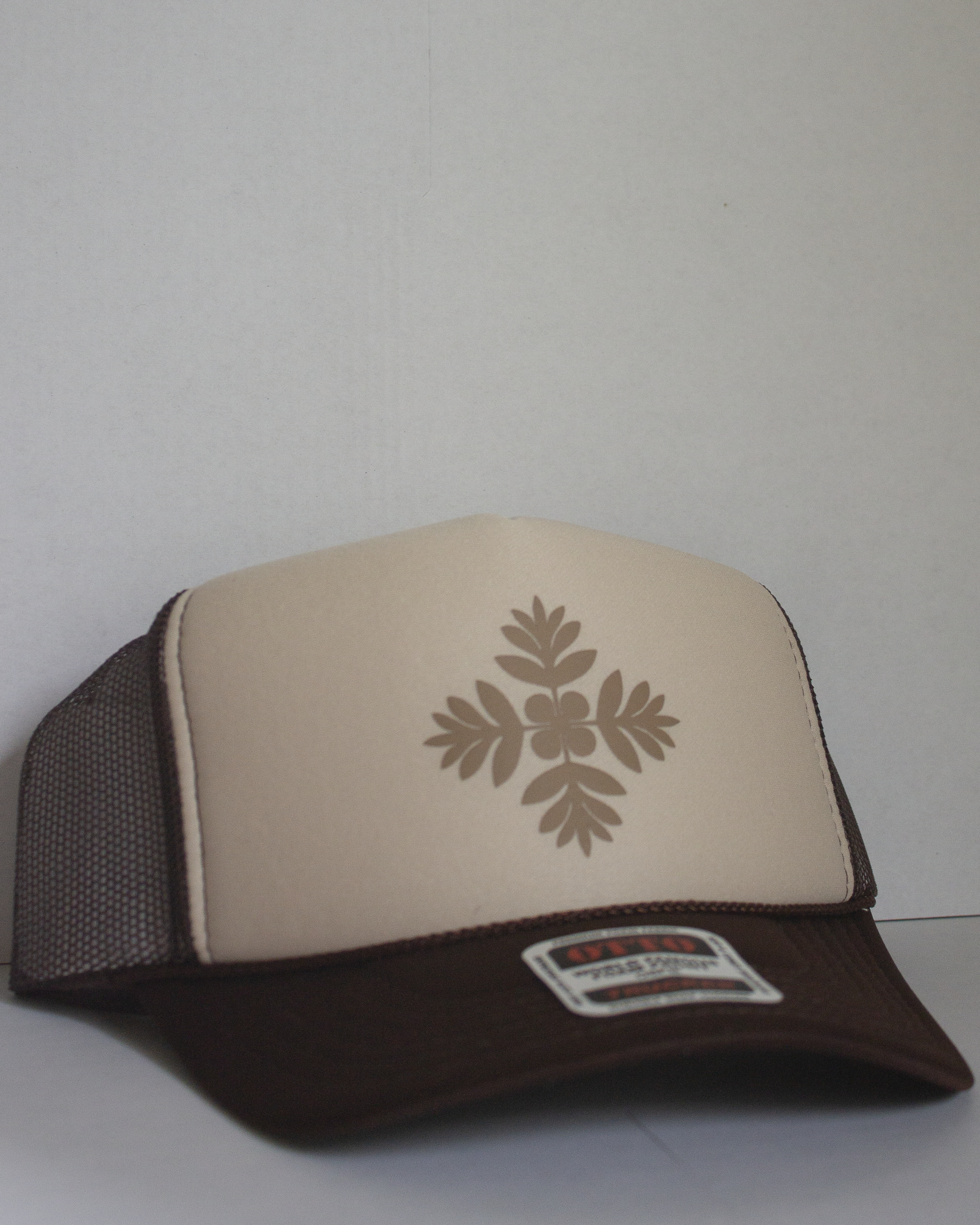 Ulu Quilt Trucker Hat Two Tone+Brown