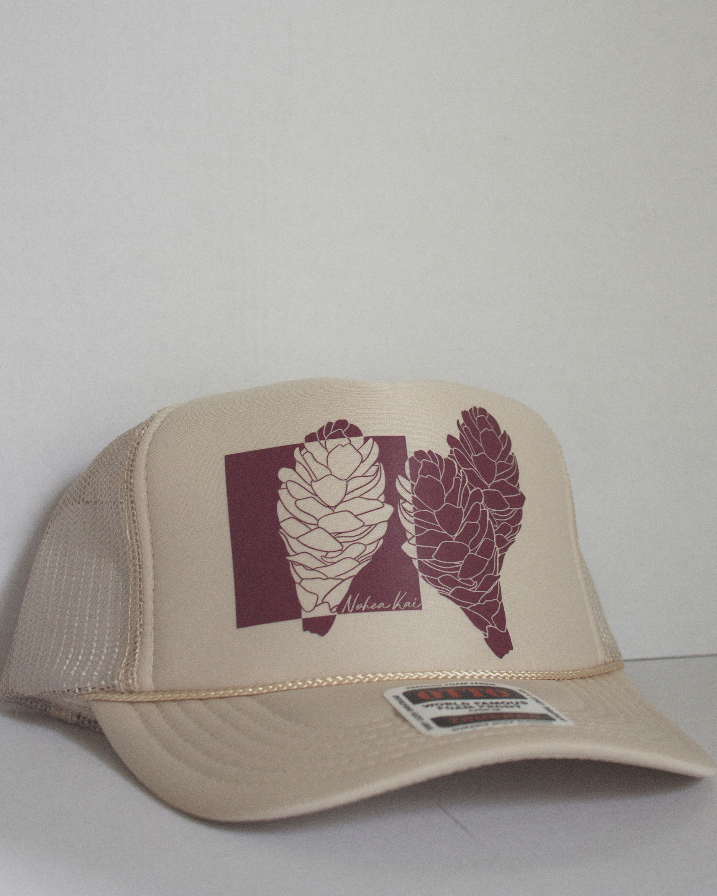 Awapuhi Trucket Hat Beige